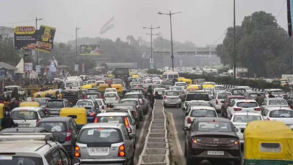 New Flyover In Delhi: दिल्लीवासियों को अभी नहीं मिलेगी ट्रैफिक जाम से राहत, 3 फ्लाईओवर के निर्माण की बढ़ी डेडलाइन